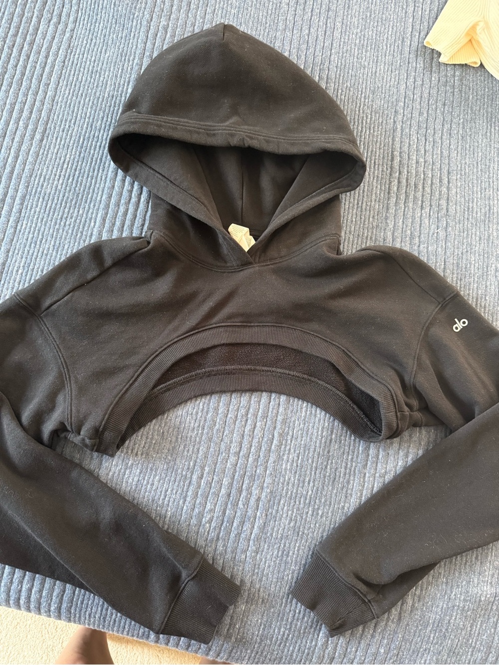 ALO Yoga Black Cropped Hooded Shrug